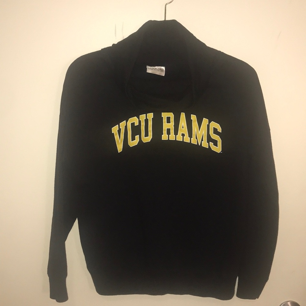 VCU sweatshirt